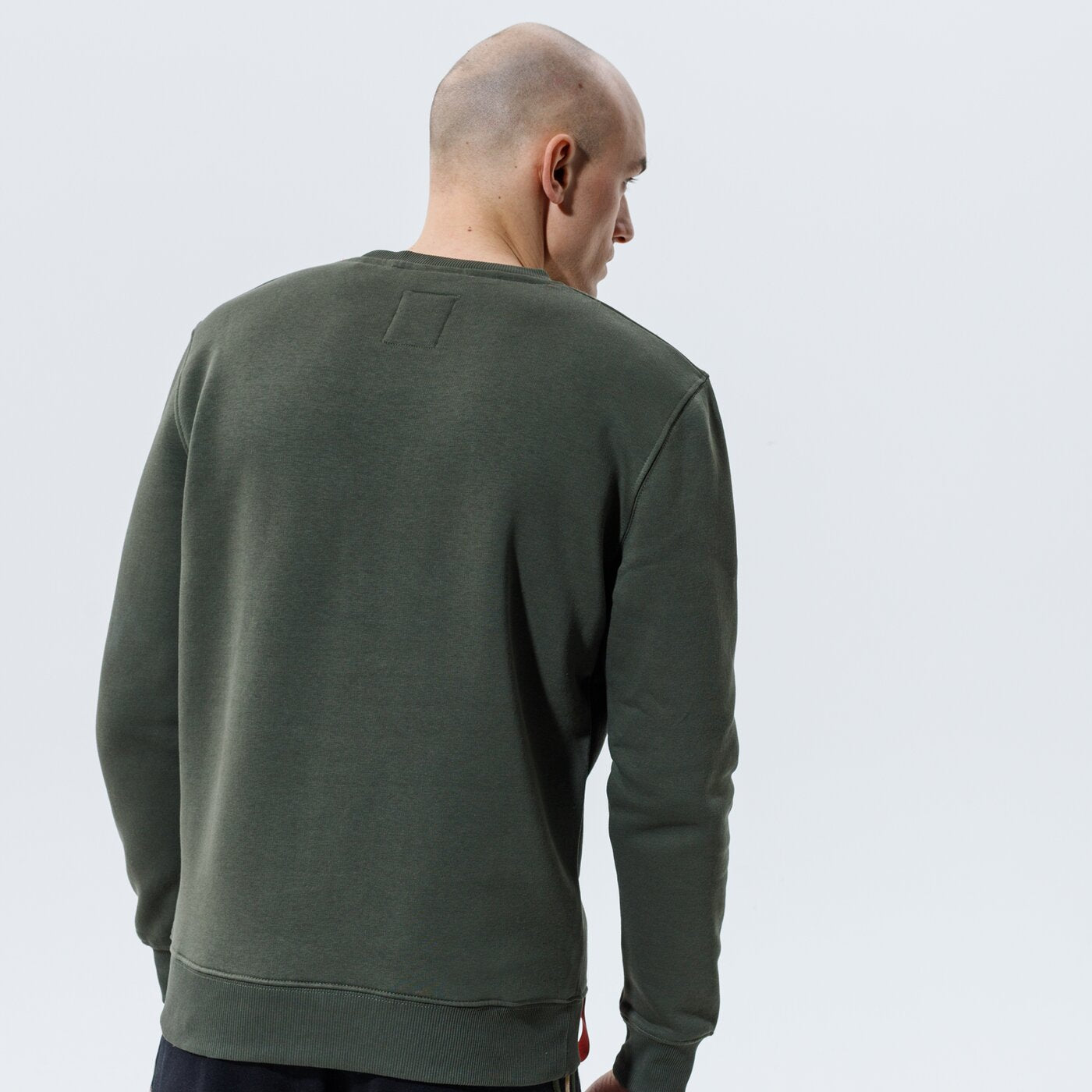 Alpha Industries pánska mikina bez kapucne khaki