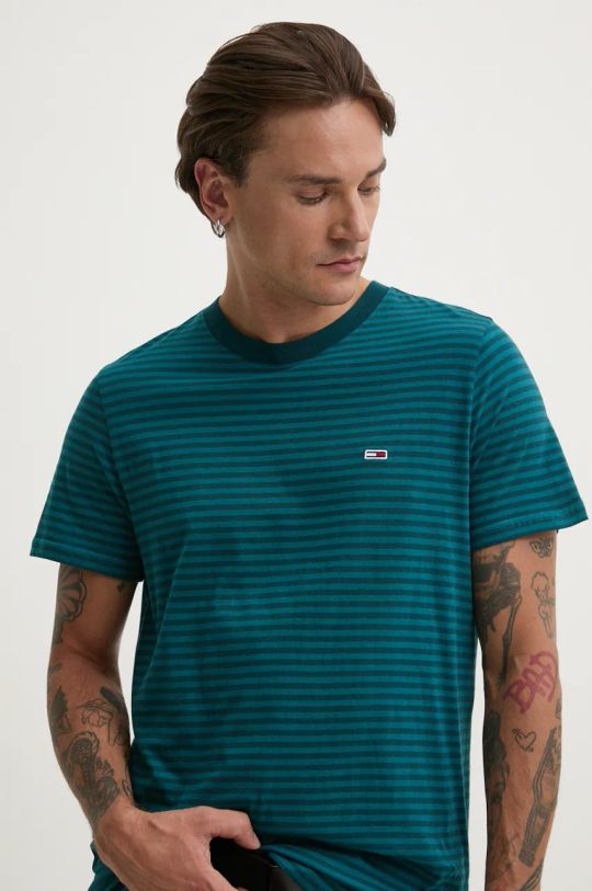 Bavlnené tričko Tommy Jeans pánske, zelená farba, vzorované,