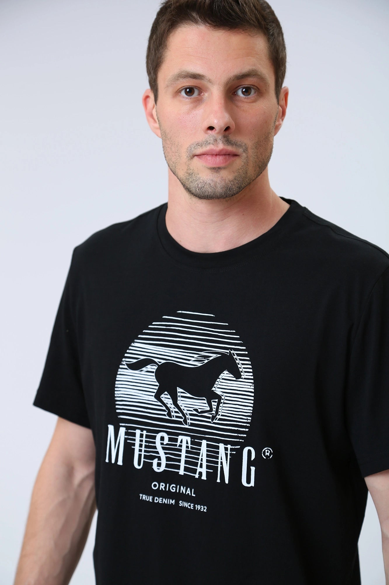 Mustang pánske tričko s logom čierne