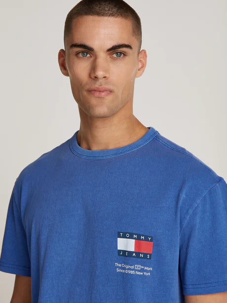 Tommy Jeans Novelty Logo Crew Neck T-Shirt in Blue