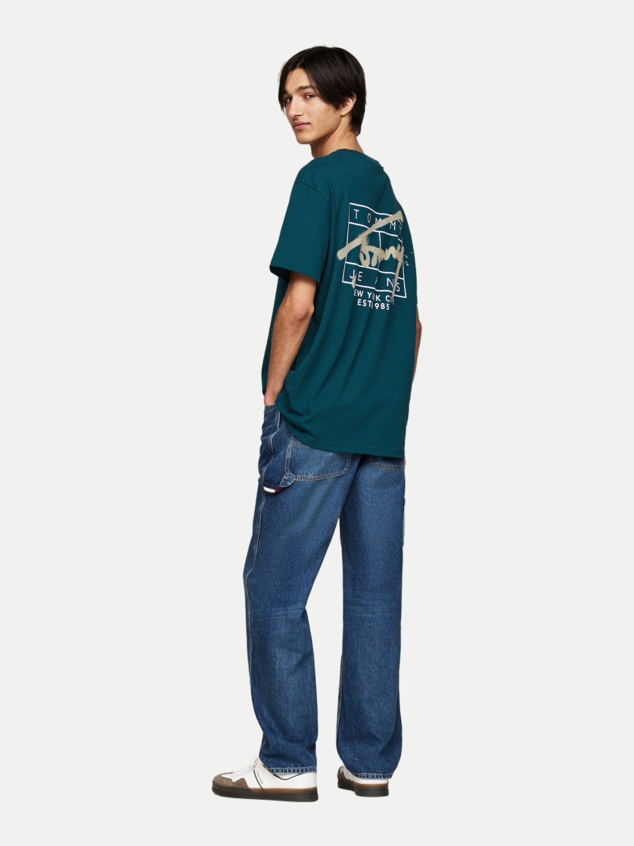 Tommy Jeans T-Shirt mit Graffiti-Signatur-Logo