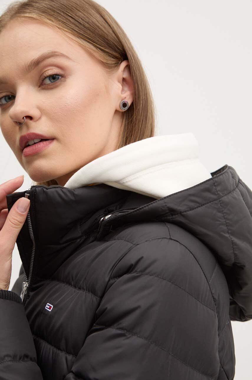 Tommy Jeans dámska zimná bunda čierna