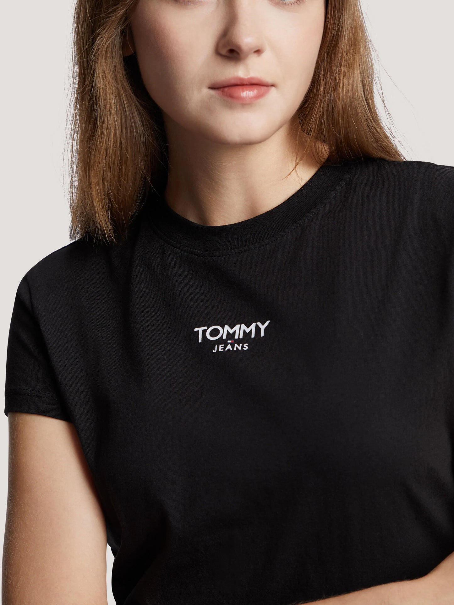 Tommy Jeans dámske tričko čierne