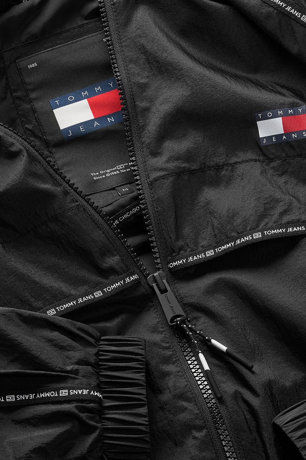 Tommy Jeans pánska bunda bomber čierna