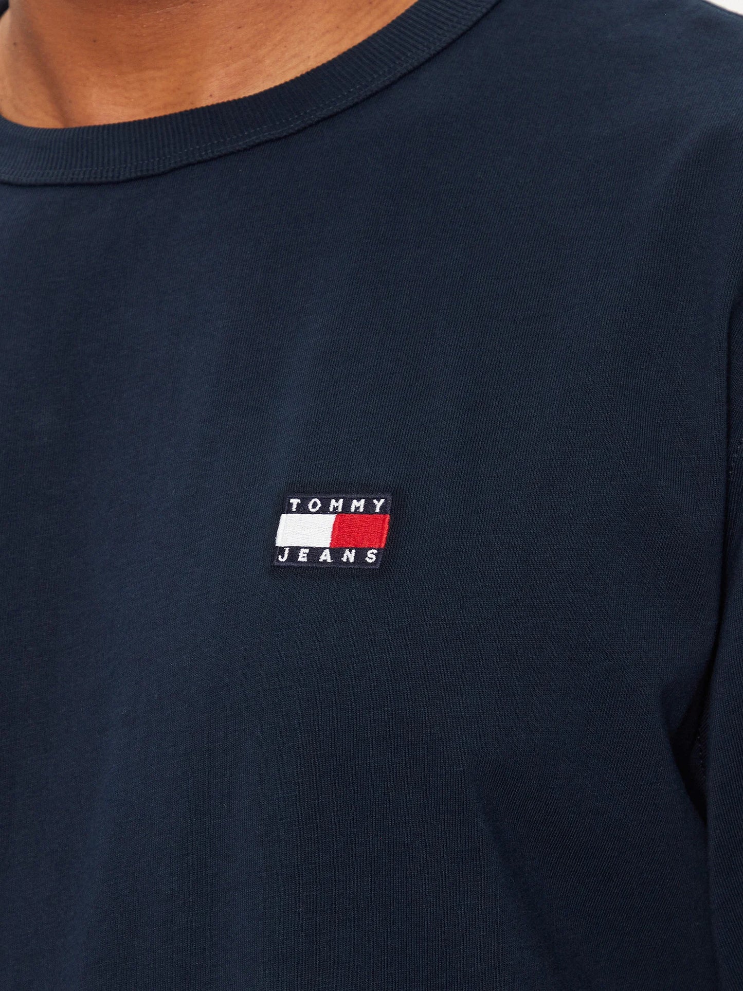Tommy Jeans pánske tričko s dlhými rukávmi tmavomodré
