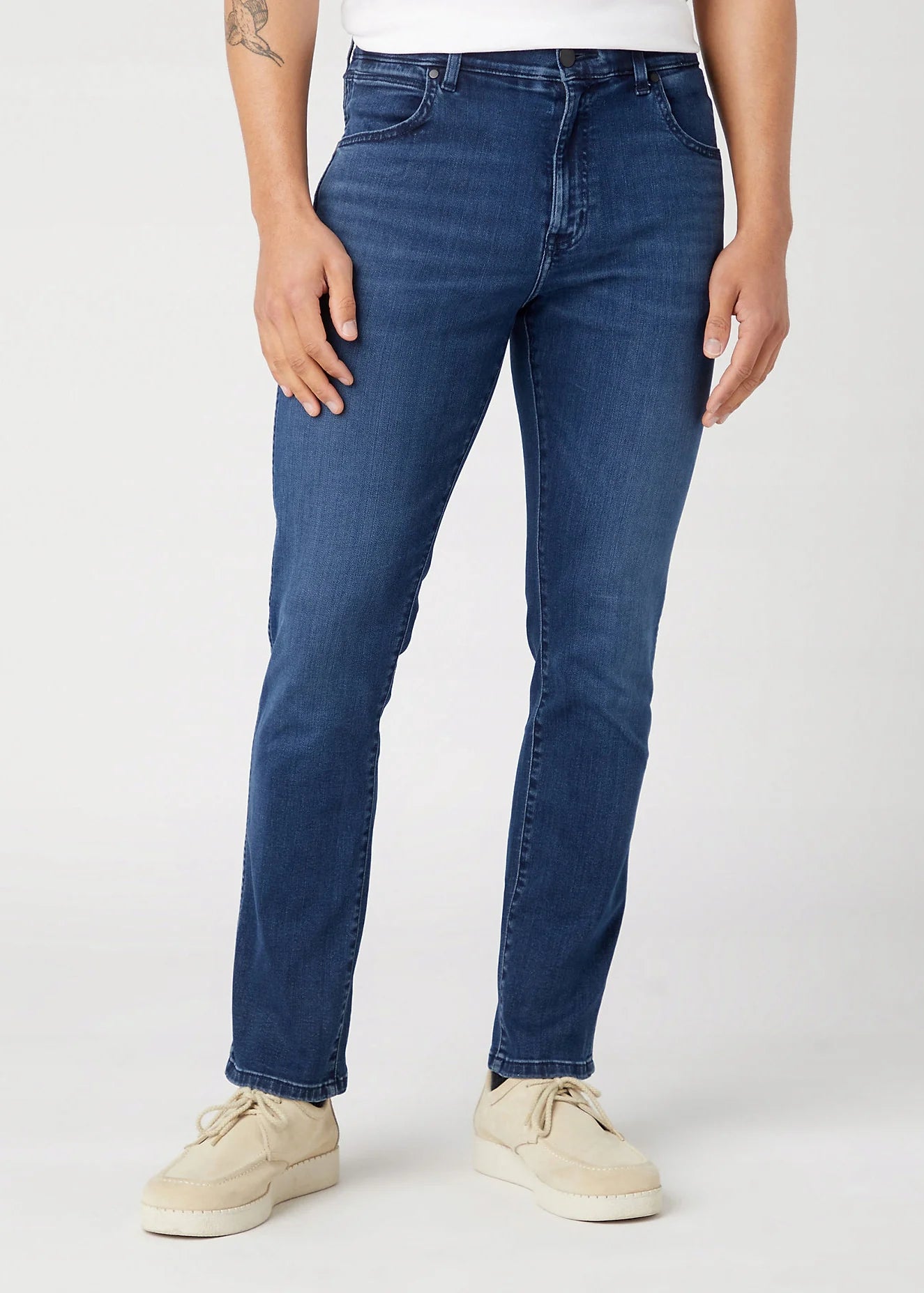 Wrangler pánske rifle Larston Slim Tapered Apollo