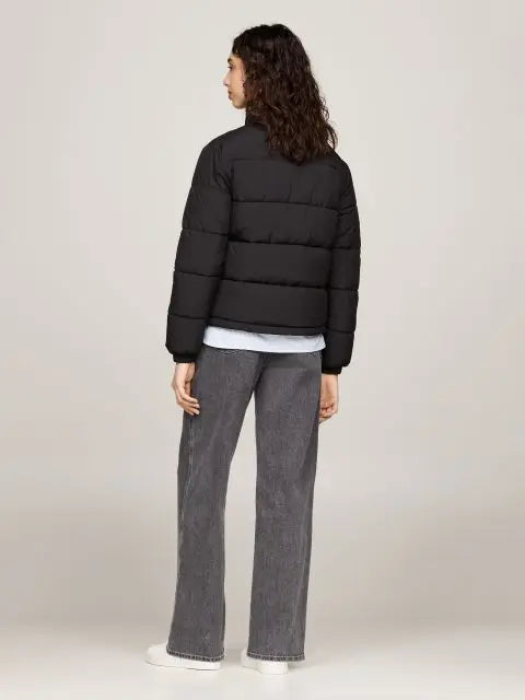 TOMMY JEANS High-Neck Zip-Thru Puffer dámska bunda