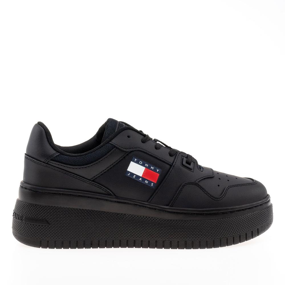 Tommy Hilfiger dámske tenisky TJW Retro Basket Flatform Ess - čierne