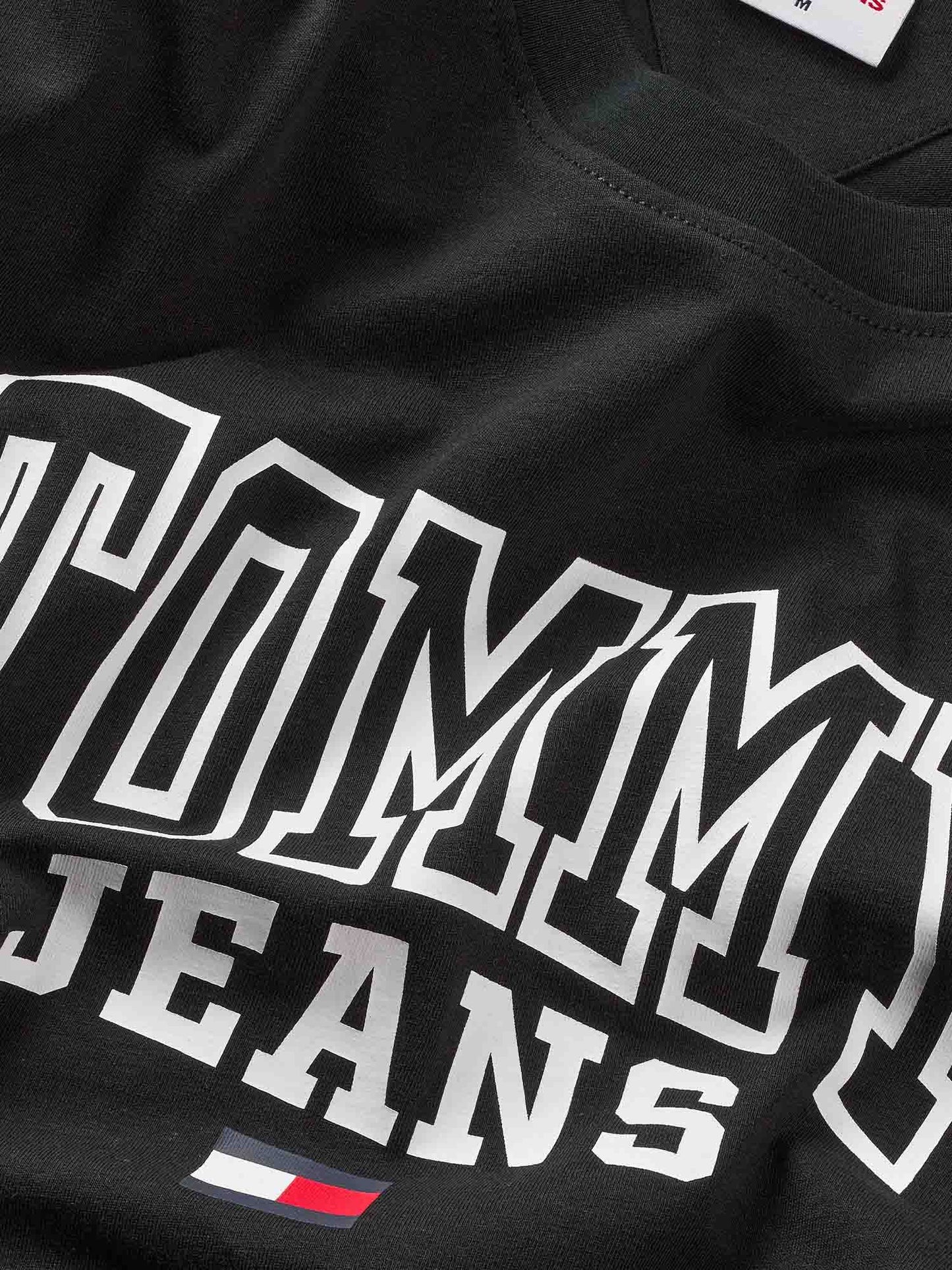 Tommy Jeans pánske tričko Basic čierne