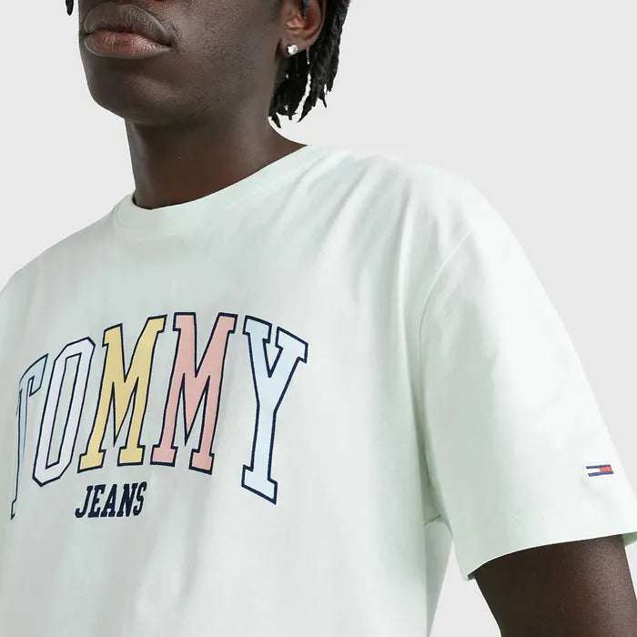 Tommy Jeans pánske tričko bledozelené s logom