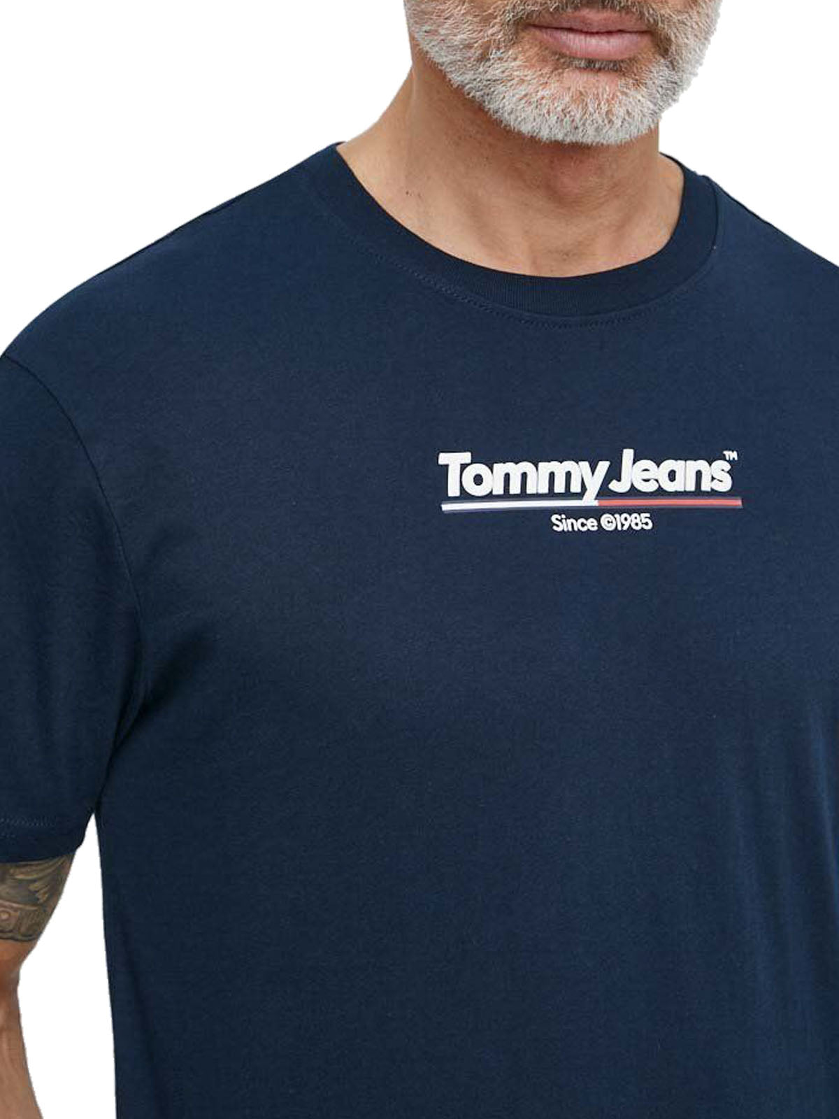 Tommy Jeans pánske tričko tmavomodré TJM REG GRAPHIC TEE