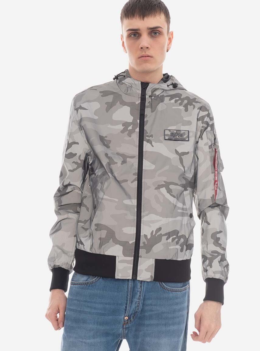 Alpha Industries pánska bunda sivá s kapucňou a kamuflážnym vzorom - Original Brands